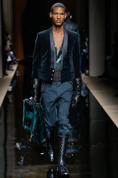 Look 9